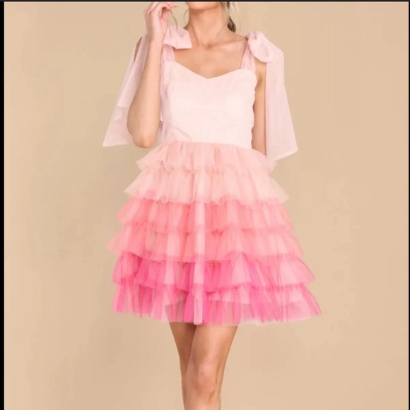 NWT Chic little thing pink tiered tulle dress - Picture 2 of 4